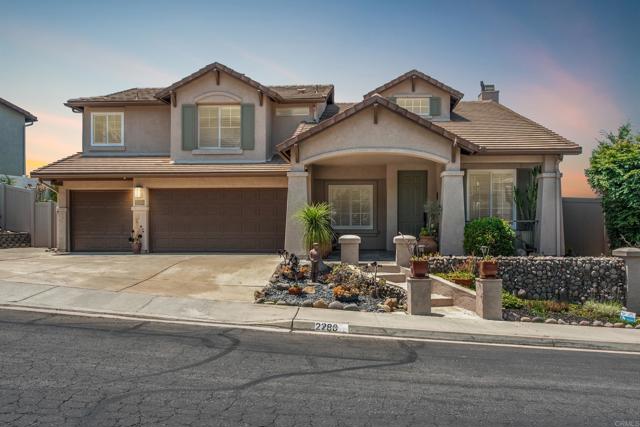 Detail Gallery Image 2 of 44 For 2288 Boulders Ct, Alpine,  CA 91901 - 4 Beds | 3 Baths