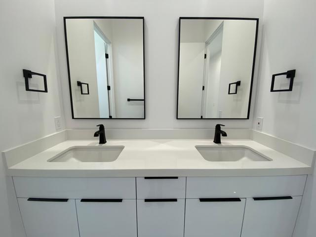 15483 Avenida Atezada, Desert Hot Springs CA: https://media.crmls.org/mediaz/2a33bceb-2ebb-446b-aa41-f51dc4fdb868.jpg
