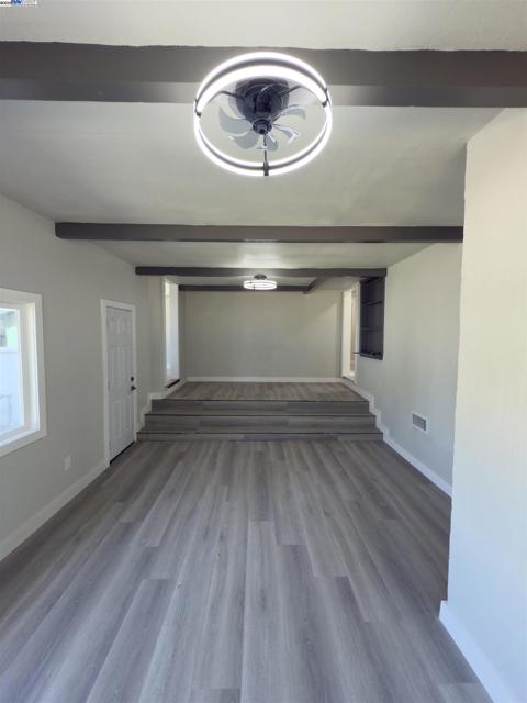 2809 Avalon Dr, Sacramento CA: https://media.crmls.org/mediaz/2a34daf1-3653-4a2a-a451-63af89bd2509.jpg