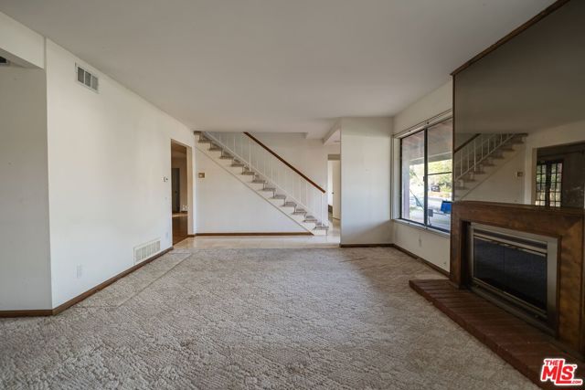 343 Santa Helena, Solana Beach CA: https://media.crmls.org/mediaz/2a34e899-5b1f-4211-8b99-a981b88cec4e.jpg