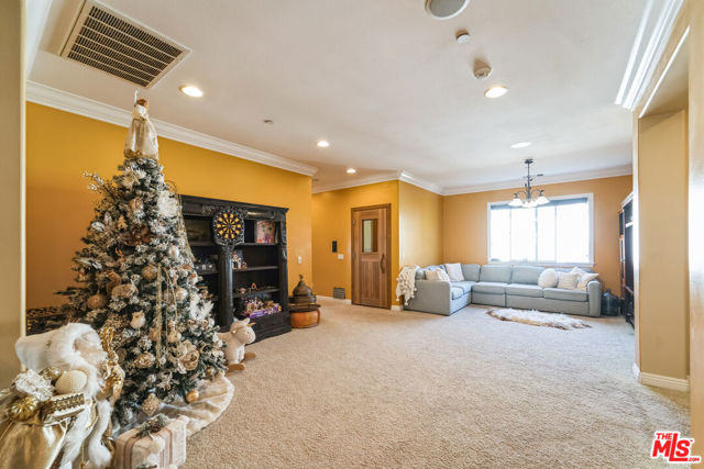 12530 Longacre Avenue, Granada Hills CA: https://media.crmls.org/mediaz/2a351d11-2eae-4fbe-8188-21914538a79b.jpg