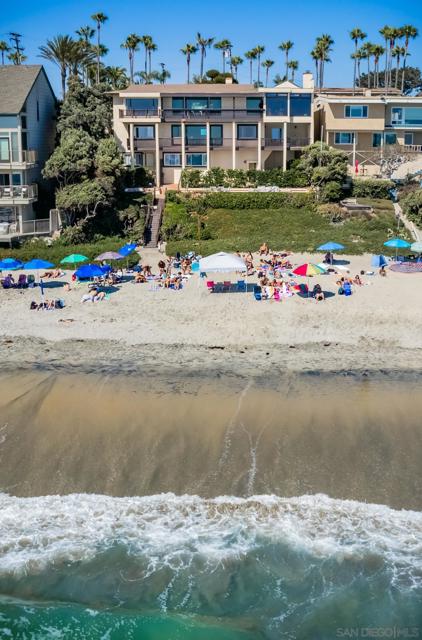 2977 Ocean Street, Carlsbad CA: https://media.crmls.org/mediaz/2a3719eb-8cc7-4665-97db-b6fc8239debc.jpg
