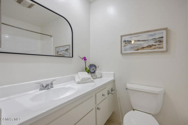 2864 Instone Court, Westlake Village CA: https://media.crmls.org/mediaz/2a372cb5-e29d-41d3-b27a-330f023029eb.jpg