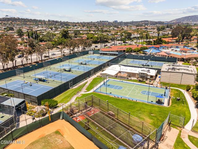 12016 Caminito Campana, San Diego CA: https://media.crmls.org/mediaz/2a373728-fa9b-495f-8d9d-c67ab2ebdc20.jpg