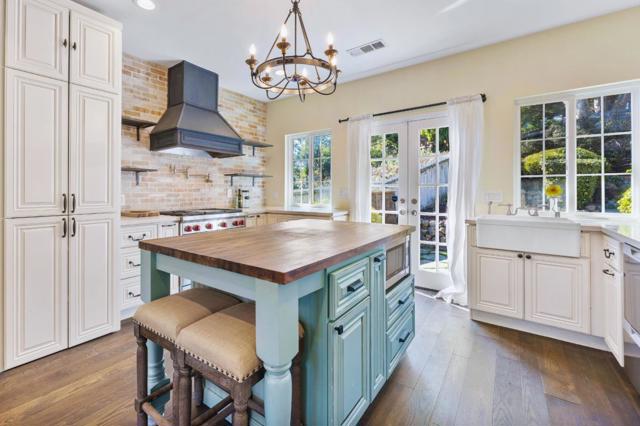 2240 Francisco Boulevard, Pacifica CA: https://media.crmls.org/mediaz/2a374f19-19a4-4cd6-9b35-ece250744b84.jpg