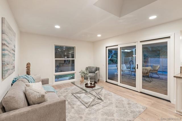 6221 BRYNWOOD COURT, San Diego CA: https://media.crmls.org/mediaz/2a3833e3-2e5d-43c2-89bb-8f59a47264e8.jpg