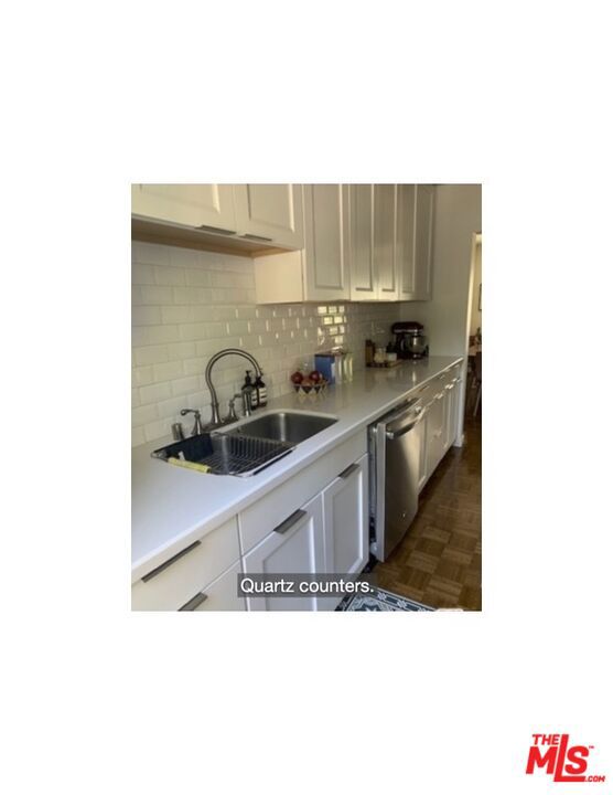 5135 Village, Los Angeles CA: https://media.crmls.org/mediaz/2a387969-de5d-4932-aea4-7a90ebb31104.jpg