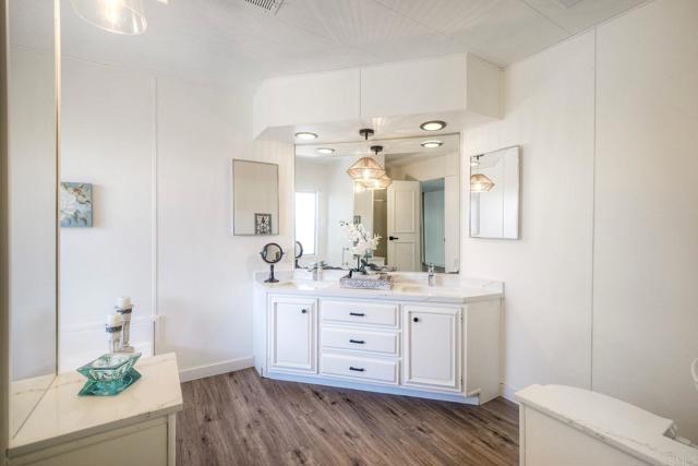 Detail Gallery Image 16 of 31 For 2130 Sunset Dr #134,  Vista,  CA 92081 - 2 Beds | 2 Baths
