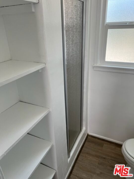 12022 W Washington Boulevard, Los Angeles CA: https://media.crmls.org/mediaz/2a399bba-7dca-4be6-883e-d2780d8ef416.jpg