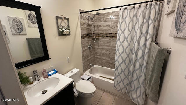 1755 Heywood Street, Simi Valley CA: https://media.crmls.org/mediaz/2a3b0ae9-0cbf-4c9e-a450-83fb8a5e5191.jpg