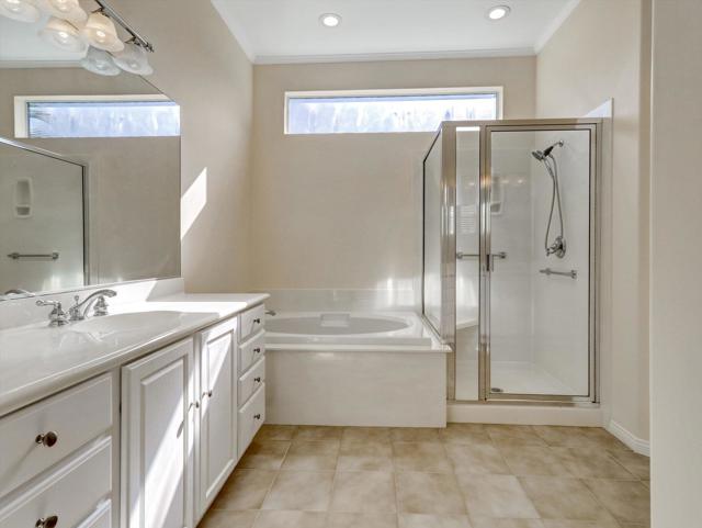 80418 Dumphries Court, Indio CA: https://media.crmls.org/mediaz/2a3b3eed-b634-44f3-9de0-101ca55ddaca.jpg