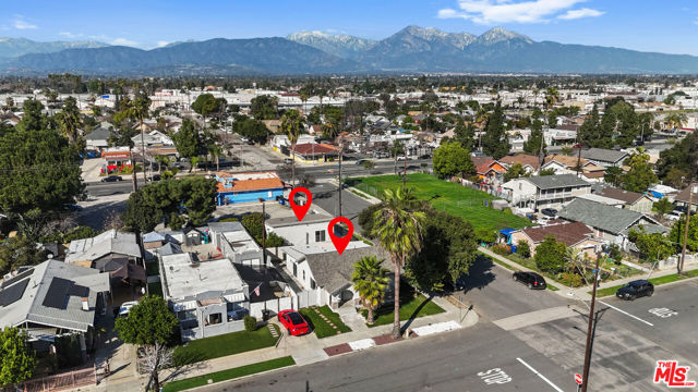891 E 6th Street, Pomona CA: https://media.crmls.org/mediaz/2a3b62cb-9d72-458b-a105-990b1cf159a4.jpg