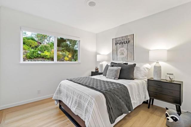 3848 Vineyard Drive, Redwood City CA: https://media.crmls.org/mediaz/2a3c1937-dd2a-4c9c-ba58-605604da2198.jpg