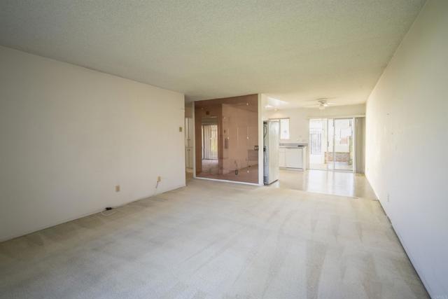 Detail Gallery Image 8 of 31 For 3592 Boussock Ln, Oceanside,  CA 92057 - 2 Beds | 1 Baths