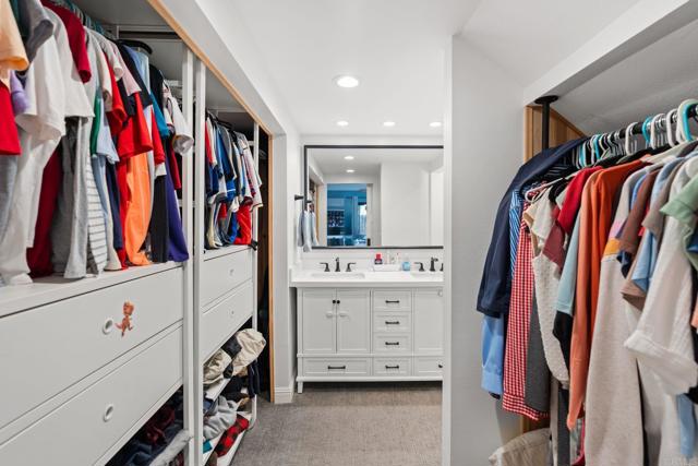 Detail Gallery Image 27 of 40 For 5987 Gaines St, San Diego,  CA 92110 - 2 Beds | 2/1 Baths