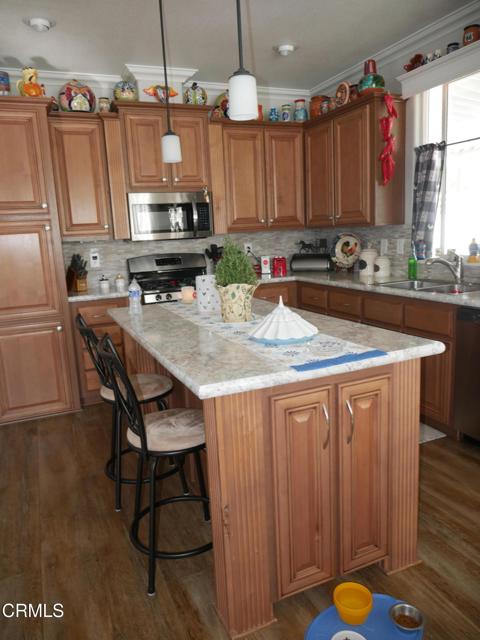Detail Gallery Image 5 of 21 For 175 Chaucer Ln #.,  Ventura,  CA 93003 - 3 Beds | 2 Baths