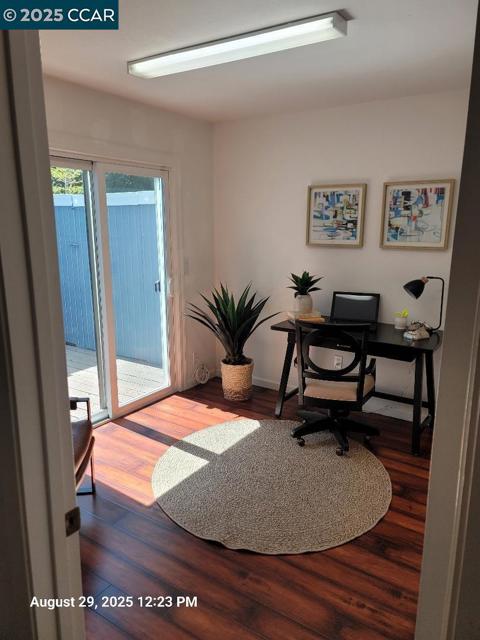 280 Scottsdale Rd, Pleasant Hill CA: https://media.crmls.org/mediaz/2a3e5f87-1ba7-44df-882c-e4ef4be3a81f.jpg