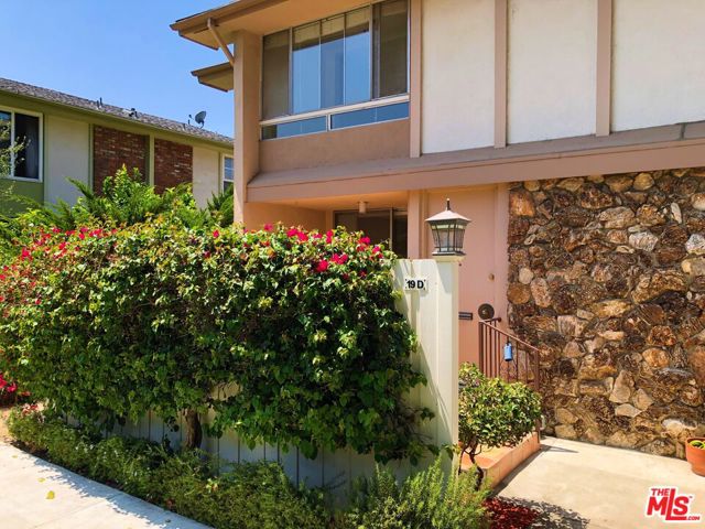 5215 Sepulveda Boulevard, 19D photo 1