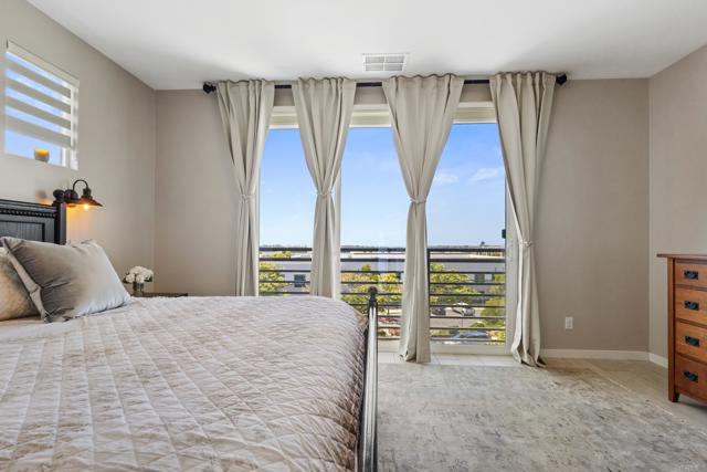 6132 Colt Place, Carlsbad CA: https://media.crmls.org/mediaz/2a4140fe-ad27-4f02-92bb-1cb0300bdc05.jpg