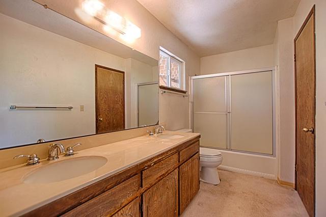41 Grandview Avenue, Felton CA: https://media.crmls.org/mediaz/2a41f734-52af-4d11-890d-23d7efb6aee2.jpg