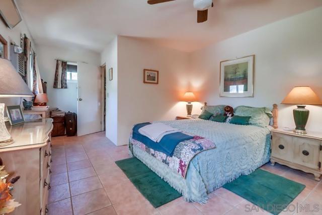 2044 Boulder Oaks Rd, Potrero CA: https://media.crmls.org/mediaz/2a427c5d-6031-4b16-8448-7577f153bcb4.jpg