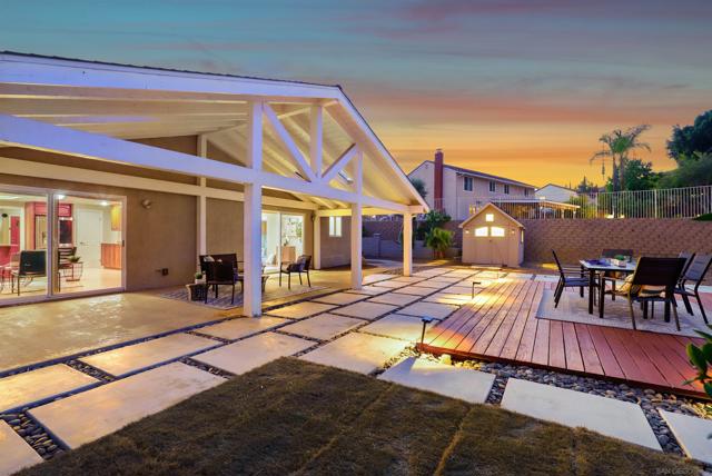 14637 Poway Mesa Dr, Poway CA: https://media.crmls.org/mediaz/2a44c15d-ffc0-49e1-85f1-9849efded1f1.jpg