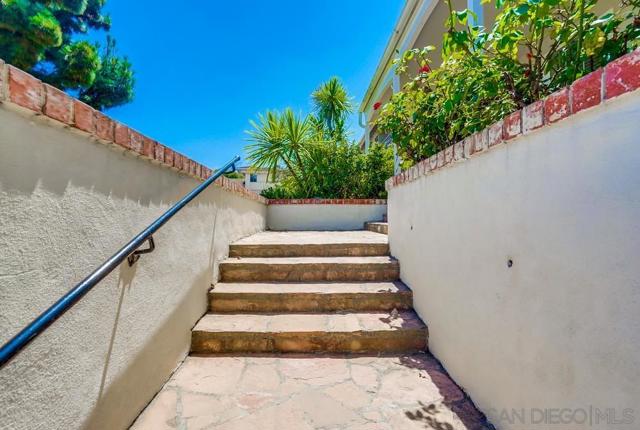 27509 Larchbluff Dr, Rancho Palos Verdes, California 90275, 4 Bedrooms Bedrooms, ,2 BathroomsBathrooms,Residential,Sold,Larchbluff Dr,210024587