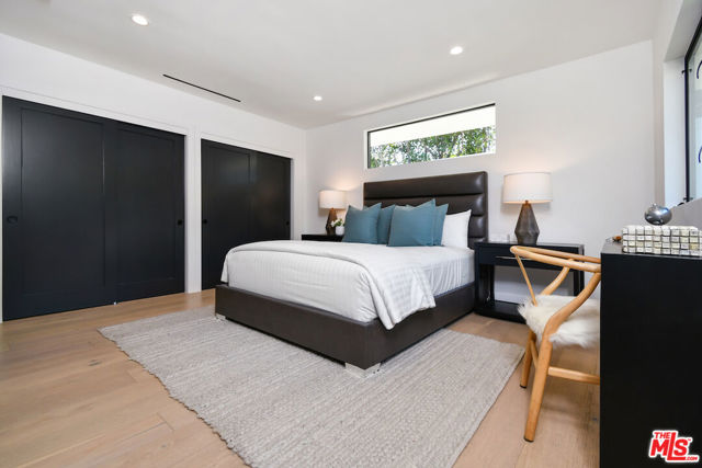 3221 Elvido Drive, Los Angeles CA: https://media.crmls.org/mediaz/2a44d826-d124-4483-b510-9aa8d5390924.jpg