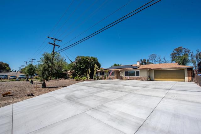 Detail Gallery Image 41 of 63 For 2094 Thibodo Ct, Vista,  CA 92081 - 3 Beds | 2 Baths