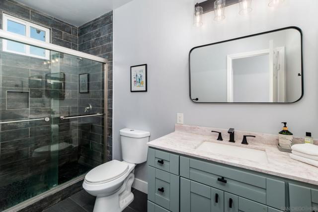 6393 Paseo Aspada, Carlsbad CA: https://media.crmls.org/mediaz/2a4619c7-1b9b-4bb4-8bfb-a400f2dc5cce.jpg