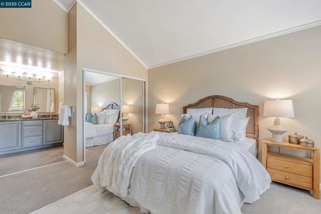 1806 Ridgeland Circle, Danville CA: https://media.crmls.org/mediaz/2a4740db-782e-42d7-a603-d609cb74ffe0.jpg