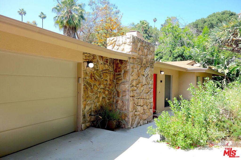702 Cavanagh Road