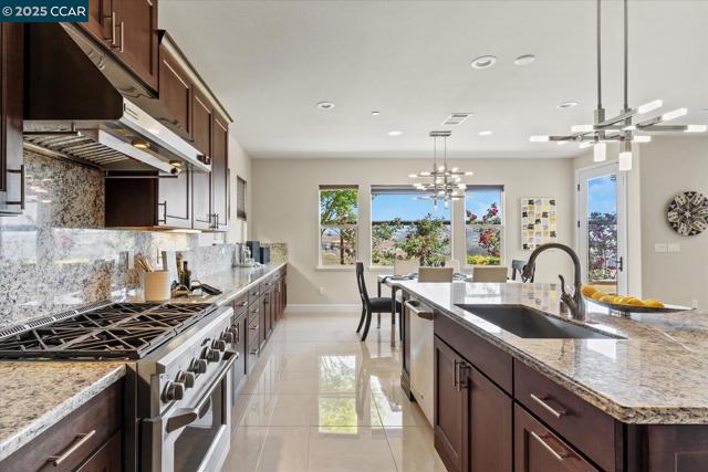 7147 Stonebrooke Drive, Vallejo CA: https://media.crmls.org/mediaz/2a4844e5-2915-438f-b394-07b5bf6a640d.jpg