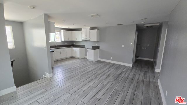11164 S Figueroa Street, Los Angeles CA: https://media.crmls.org/mediaz/2a48709e-25bf-4526-b734-d3b6ecfa1cb9.jpg