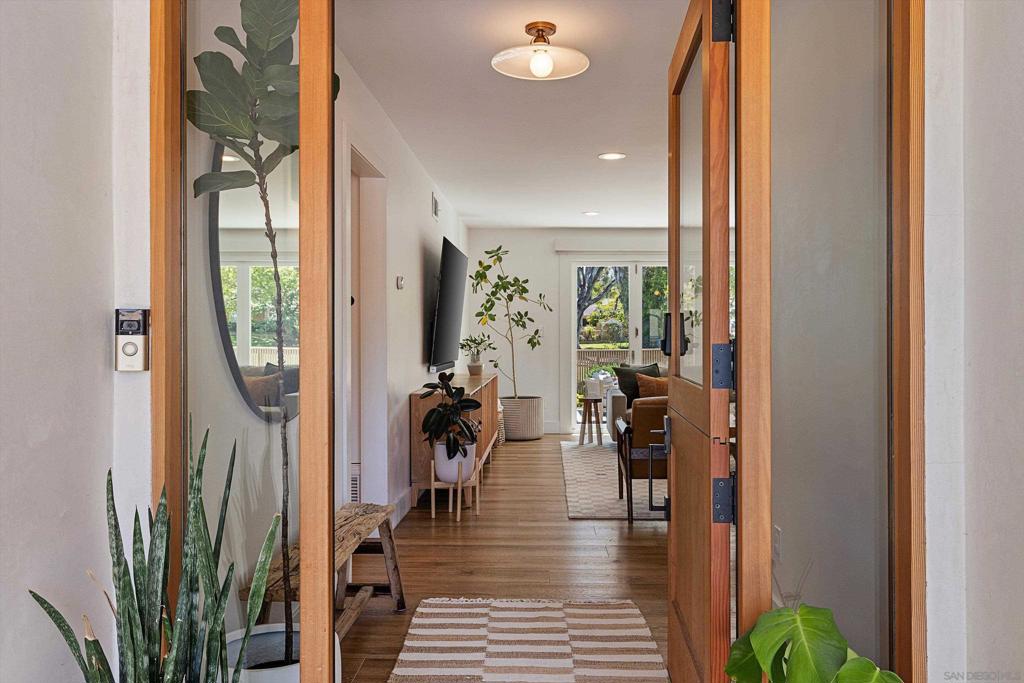 1063 San Julian - photo 2