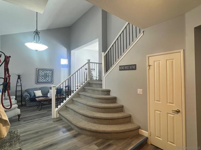 260 Sierra Madre Way, Corona CA: https://media.crmls.org/mediaz/2a4abdb7-f4bd-405e-b0a7-b929e91caaeb.jpg