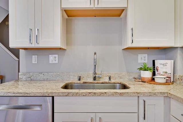 157 Irene Court, Mountain View CA: https://media.crmls.org/mediaz/2a4bbe9f-06dc-4a3e-ad8f-64317758dc67.jpg