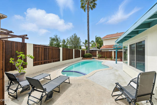 2161 Lathan Avenue, Camarillo CA: https://media.crmls.org/mediaz/2a4cbdbb-6a03-4c26-a61d-81be167e3204.jpg