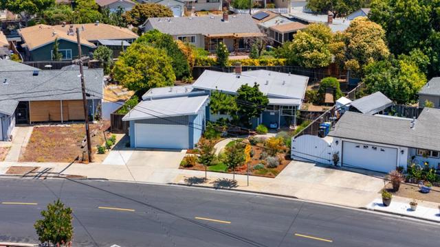 49 Gresel Street, Hayward CA: https://media.crmls.org/mediaz/2a4d03ef-ce8a-4042-87ff-c6cc09579a1f.jpg