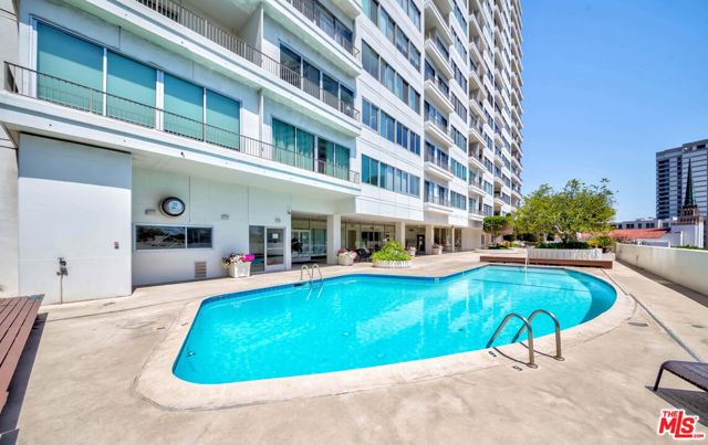 10501 Wilshire Boulevard, Los Angeles, California 90024, 2 Bedrooms Bedrooms, ,2 BathroomsBathrooms,Condominium,For Sale,Wilshire,24413872