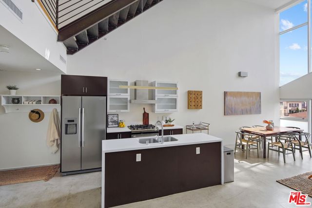 803 Wilcox Avenue, Los Angeles CA: https://media.crmls.org/mediaz/2a4e4a4e-0749-4d46-a325-f7a03f4aaaf4.jpg