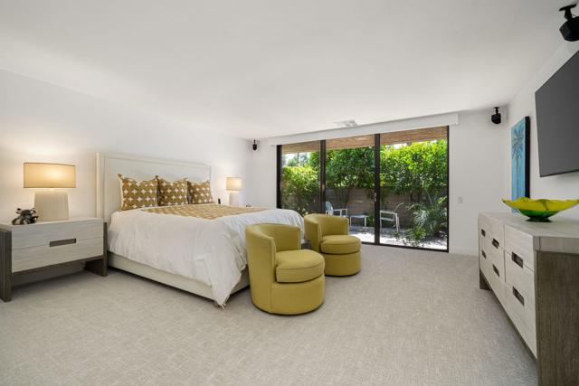 7 Dartmouth Drive, Rancho Mirage CA: https://media.crmls.org/mediaz/2a4f704c-0ff5-4697-ba03-c77c2468992c.jpg