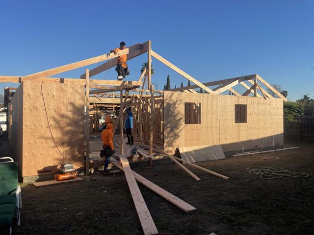 3211 Pentland Court, San Jose CA: https://media.crmls.org/mediaz/2a4fdfef-b3c0-4338-b78e-64cdff5de01f.jpg