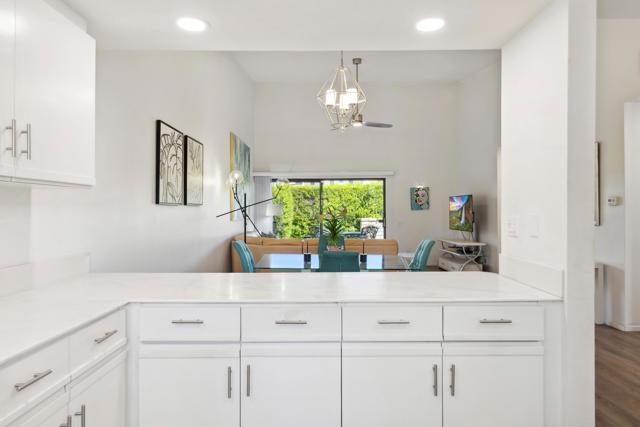 1254 Tiffany N Circle, Palm Springs CA: https://media.crmls.org/mediaz/2a510c83-f3fc-4c47-9fbe-227caaf9a09e.jpg