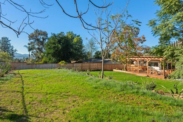 1155 Pepper Dr, El Cajon CA: https://media.crmls.org/mediaz/2a524edf-822f-43e8-849f-a8c87c597422.jpg