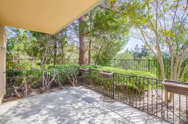 12079 Tivoli Park Row, San Diego CA: https://media.crmls.org/mediaz/2a527bb1-f336-411b-9c8d-16f173ba018a.jpg