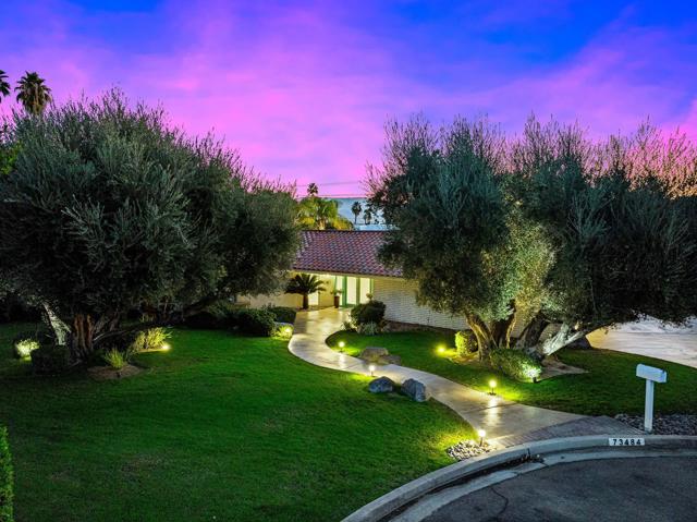 73484 Goldflower Street, Palm Desert CA: https://media.crmls.org/mediaz/2a543122-fb18-4b7e-bac5-47e2248cafc1.jpg