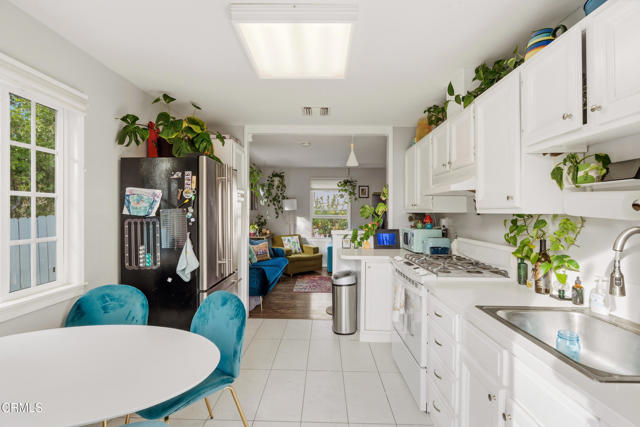 Detail Gallery Image 48 of 76 For 274 W Laurel Ave, Sierra Madre,  CA 91024 - 4 Beds | 3/1 Baths