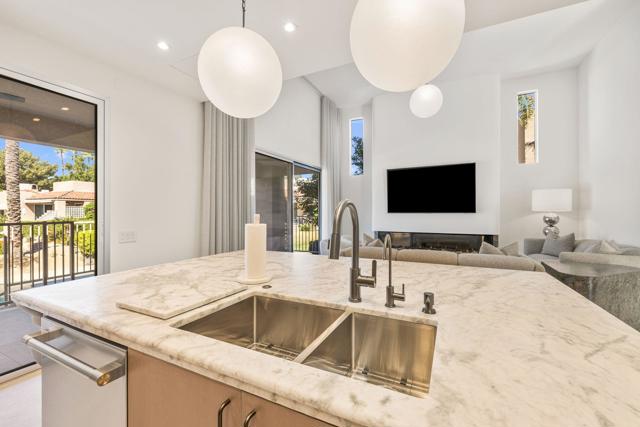 153 Lake Shore Drive, Rancho Mirage, CA 92270