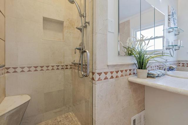 18 Queen Anne Court, Millbrae CA: https://media.crmls.org/mediaz/2a555df2-1665-4cff-8ce3-1d644e16e5de.jpg